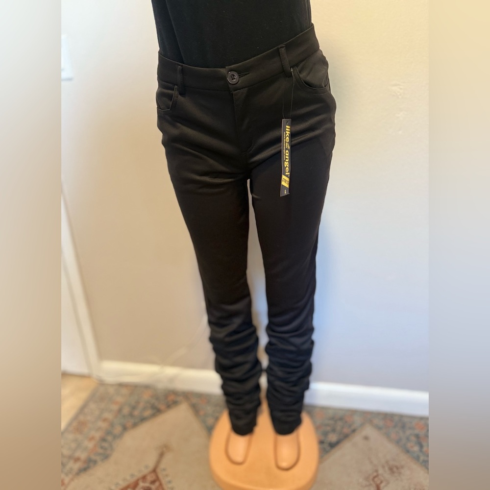 NWT BLACK PANT finished stacked ruching details at the outseam for a stacked XL